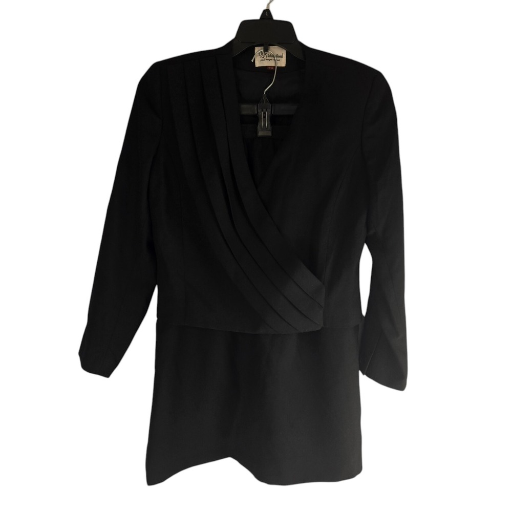 DLS International Womens 9/10 Black Pleated Wrap Blazer Skirt Suit Set